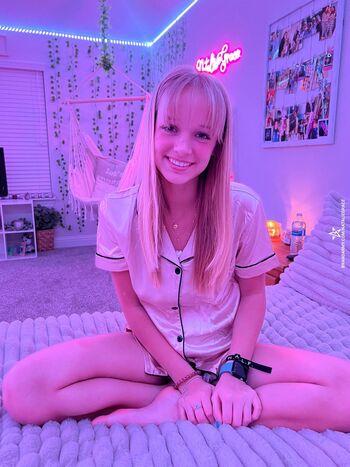 Natalie Grace