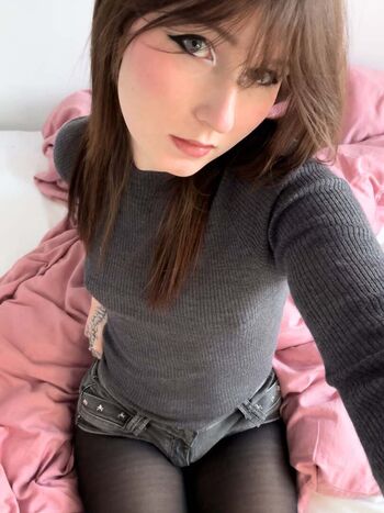 Full leaked Dazydaisie/ private onlyfans photo