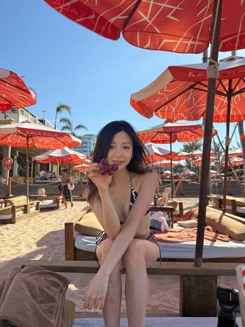 Full leaked Phoeberuchen private onlyfans photo