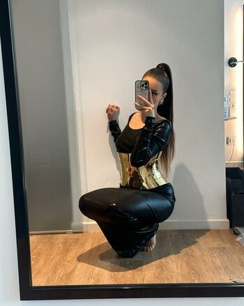 Full leaked Pokimanelol private onlyfans photo