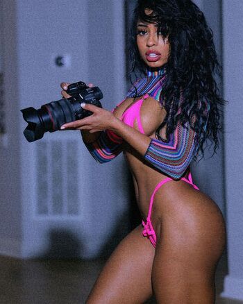 Full leaked Qimmah russo private onlyfans photo