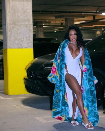 Full leaked Qimmah russo private onlyfans photo