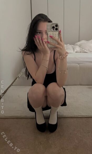 Full leaked Reallizsa private onlyfans photo