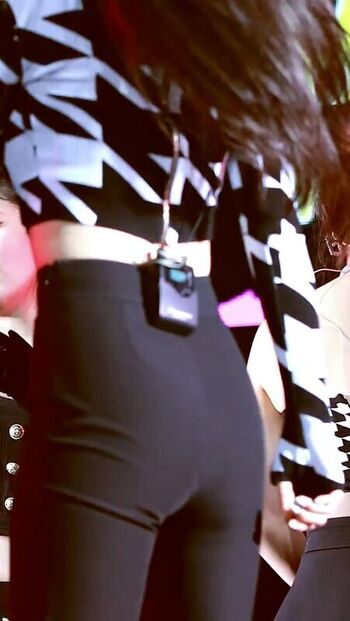 Full leaked Red velvet private onlyfans photo
