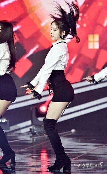 Full leaked Red velvet private onlyfans photo