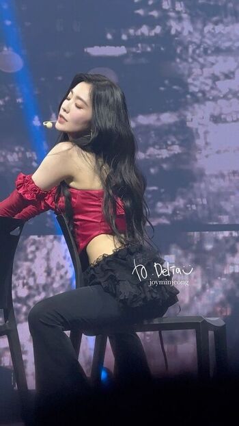 Full leaked Red velvet private onlyfans photo