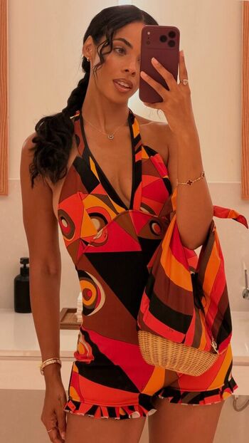 Full leaked Rochelle humes page private onlyfans photo