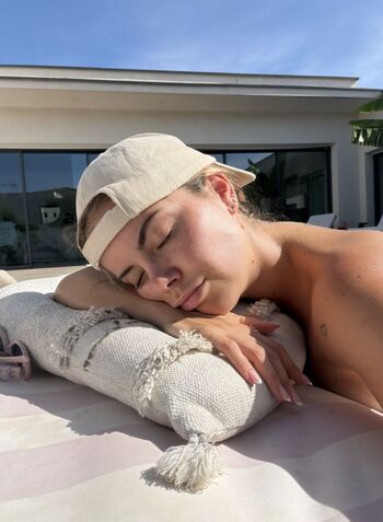 Full leaked Romyreiner private onlyfans photo