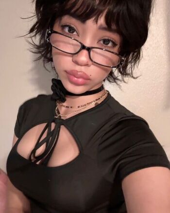 Full leaked Ryleyraine private onlyfans photo
