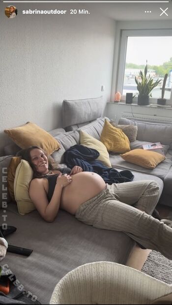 Full leaked Sabrina outdoor private onlyfans photo