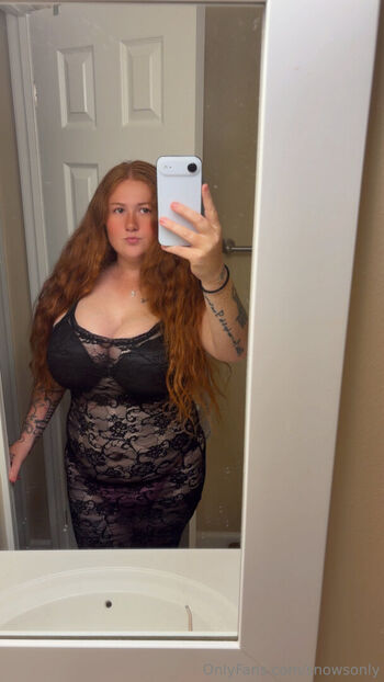 Full leaked Snowsonly private onlyfans photo