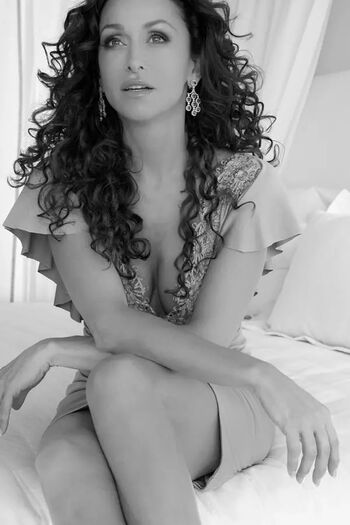 Sofia Milos