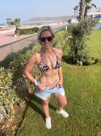 Suzanne Shaw