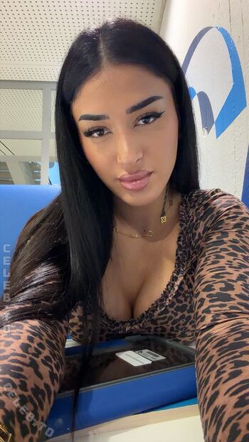 Full leaked Vinoschh private onlyfans photo