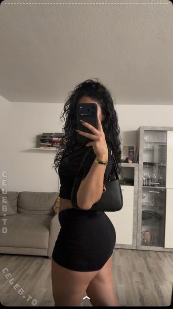 Full leaked Vinoschh private onlyfans photo