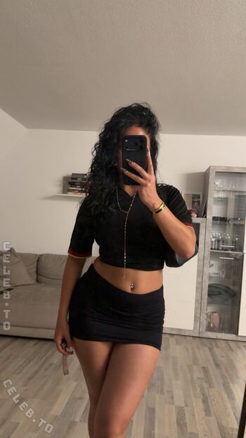Full leaked Vinoschh private onlyfans photo