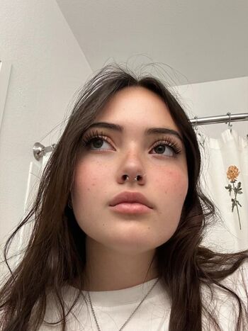 violet_harmon