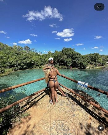 Vitória Carolina