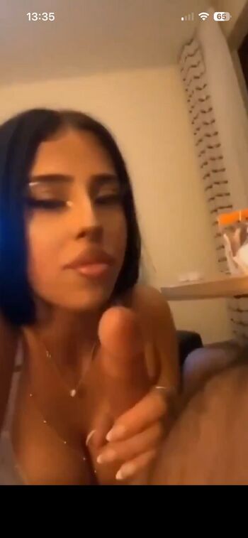 Full leaked Kanika singhania/ private onlyfans photo
