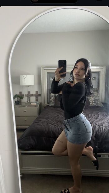 Full leaked Bella parisio private onlyfans photo