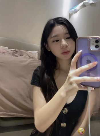 Full leaked Adriana daz/ private onlyfans photo
