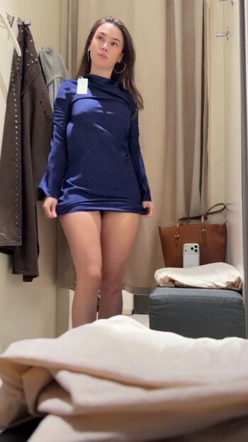 Full leaked Bunnyalice/ private onlyfans photo