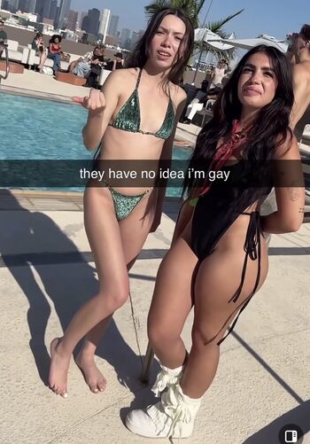 Full leaked Ellareyn/ private onlyfans photo