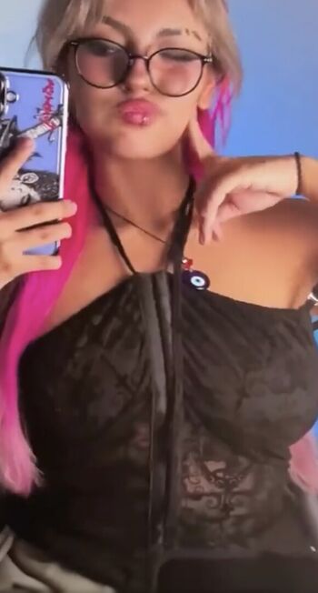 Full leaked Amber hahn/ private onlyfans photo