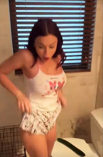 Full leaked Alodiamarie / private onlyfans photo