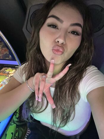 Full leaked Izzygreen / private onlyfans photo