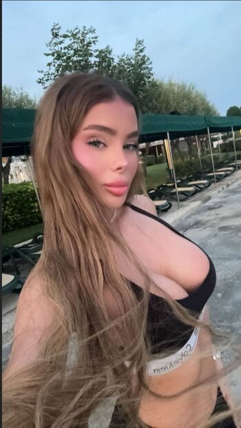 Full leaked Samfit/ private onlyfans photo