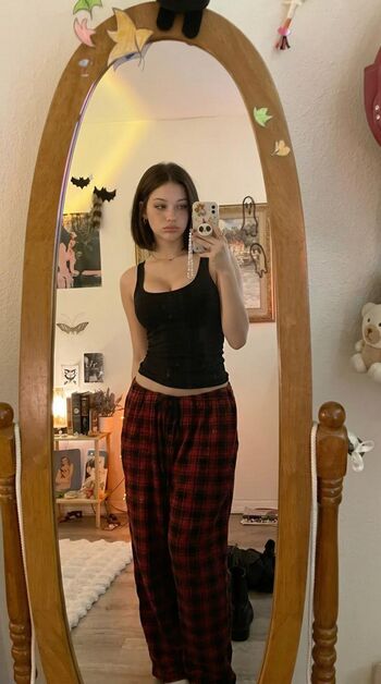 Full leaked Strawberryplus/ private onlyfans photo