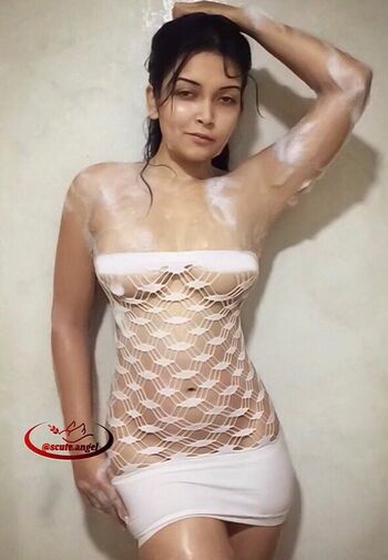Full leaked Landa or/ private onlyfans photo