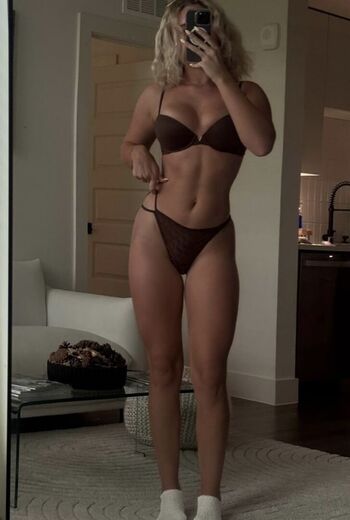 Full leaked Saterra / private onlyfans photo