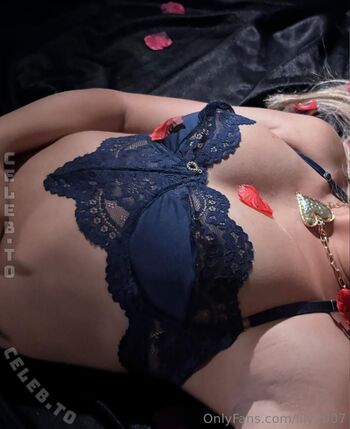 xolilyafterdark