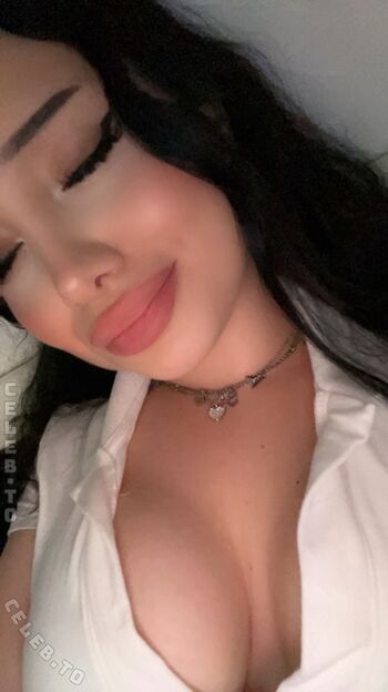 Full leaked Yasilisches private onlyfans photo