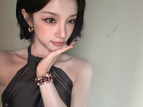 Full leaked Eterea magazine/ private onlyfans photo
