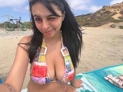 Full leaked Zoyyysauce private onlyfans photo